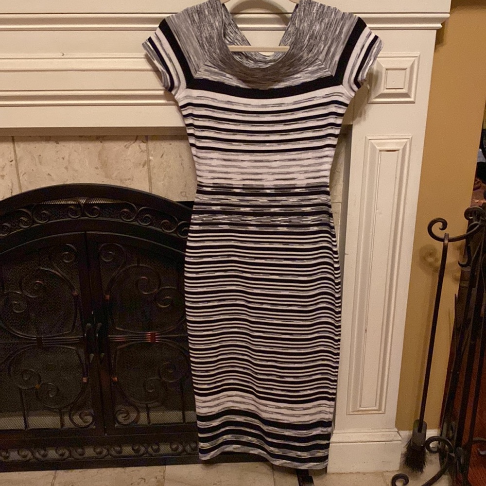 XOXO black & white horizontal striped figure flattering sweater dress in EUC